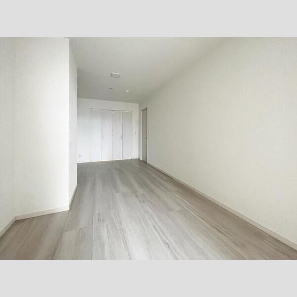 その他 (洋室約9.6帖)