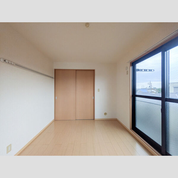 その他 (洋室)