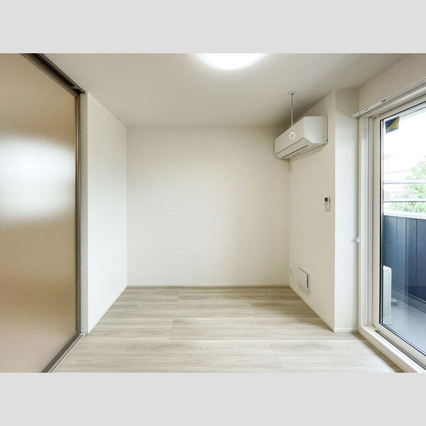 その他 (洋室)