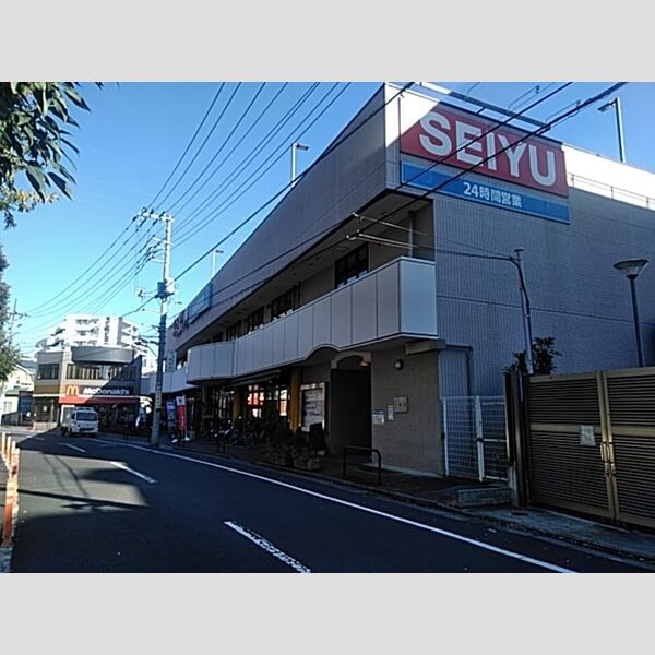 現地周辺 (西友北綾瀬店)