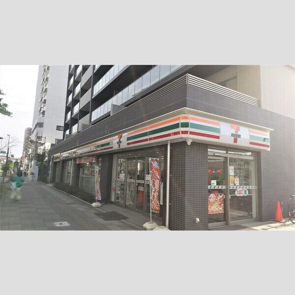 現地周辺 (セブンイレブン扇大橋駅前店)