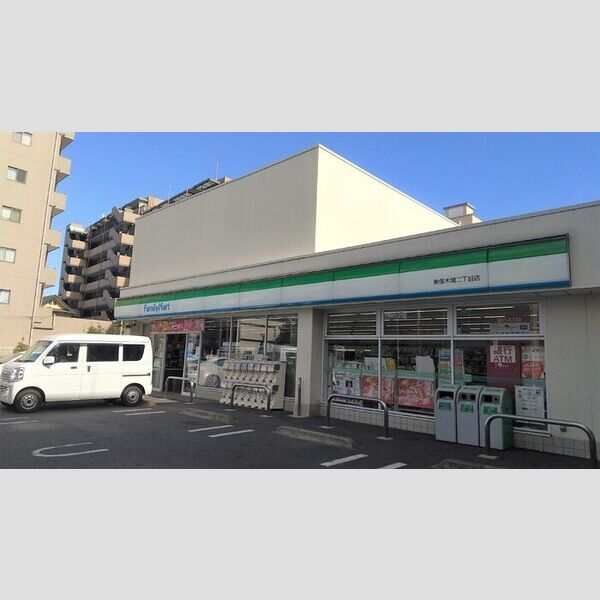 現地周辺 (ファミリーマート東保木間二丁目店)