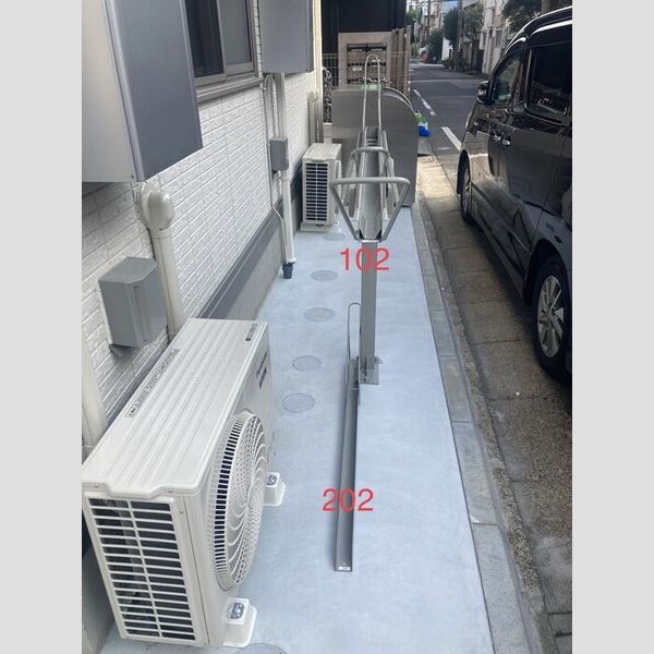 現地周辺 (駐輪場)
