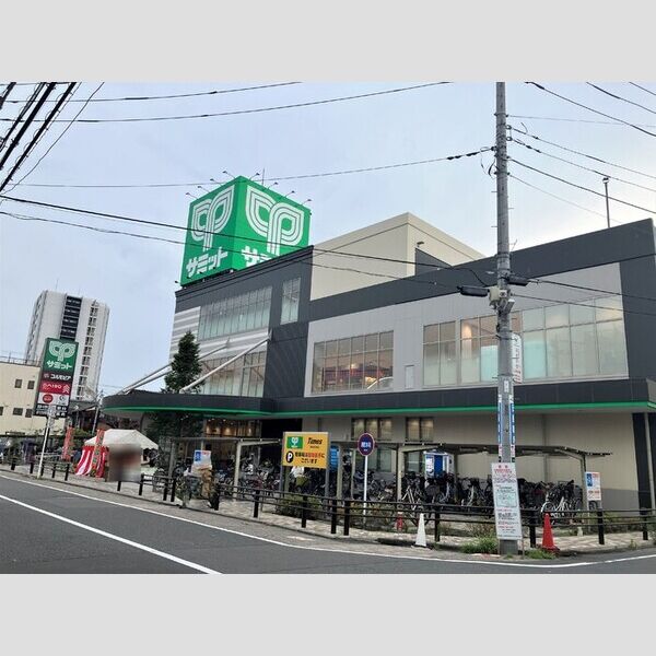 現地周辺 (サミットストア五反野店)