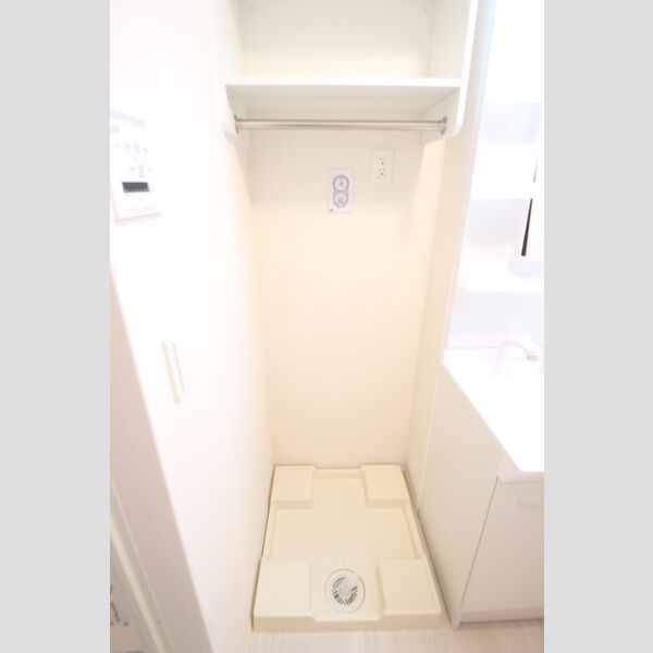 その他設備 (洗濯機置き場)