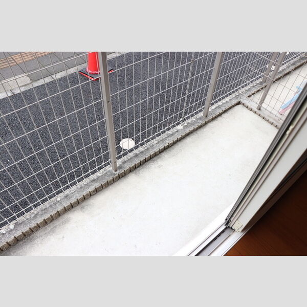 バルコニー・ベランダ (バルコニー)