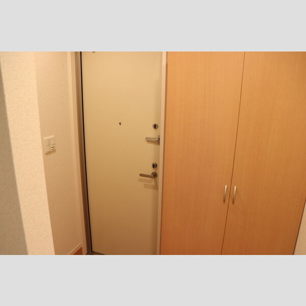玄関 (玄関)