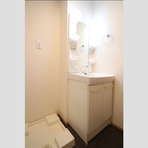 洗面所 (朝シャンらくらく洗髪洗面化粧台♪)
