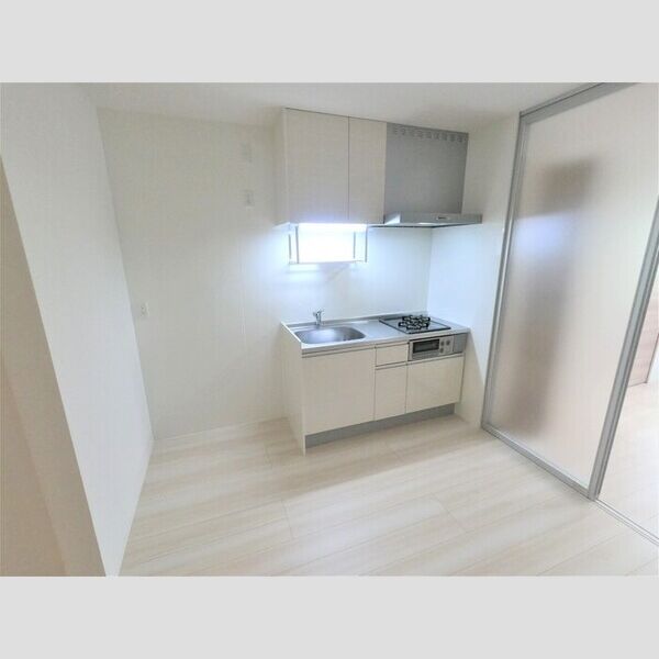 キッチン (キッチン)