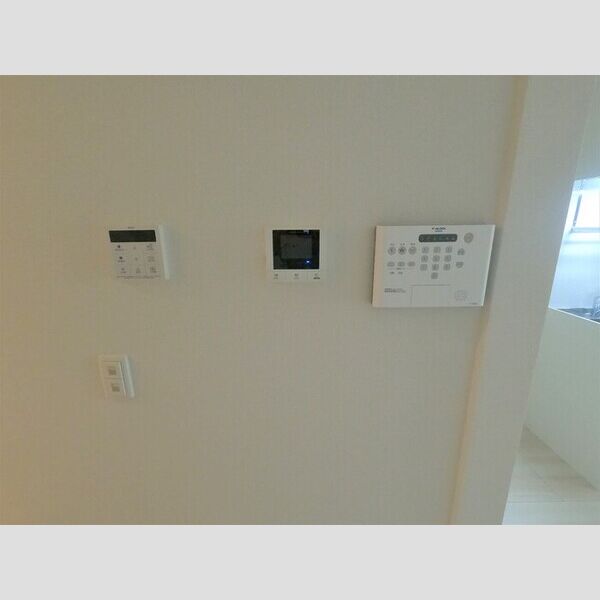 その他設備 (TVモニターインターホン　ALSOK操作盤)