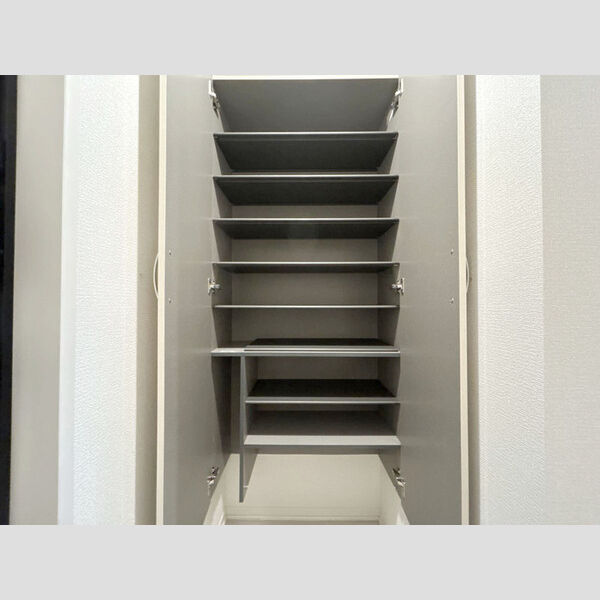 玄関 (シューズボックス)