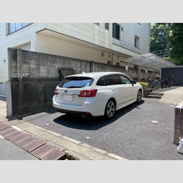 駐車場 (駐輪場)