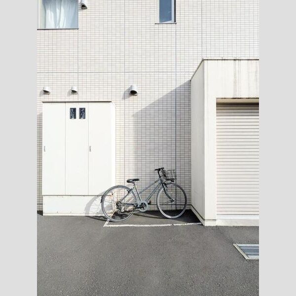 現地周辺 (駐輪場)