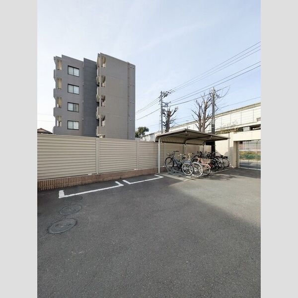 駐車場 (駐車場)