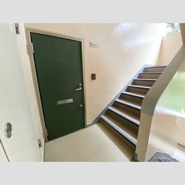 エントランス (ロビー)