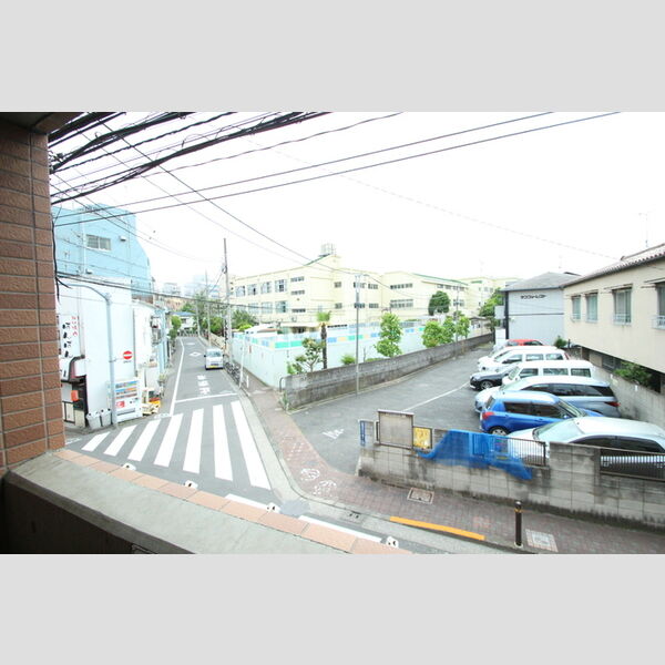 現地周辺 (202号室　部屋からの眺望)