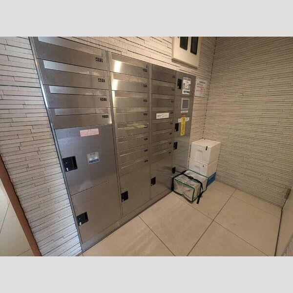 現地周辺 (宅配ボックス)