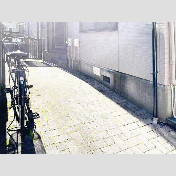 エントランス (エントランス)