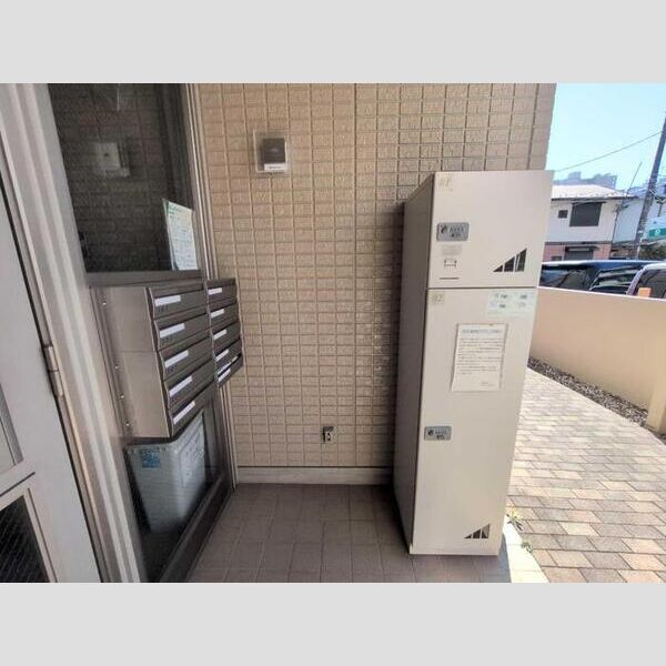 現地周辺 (宅配ボックス)