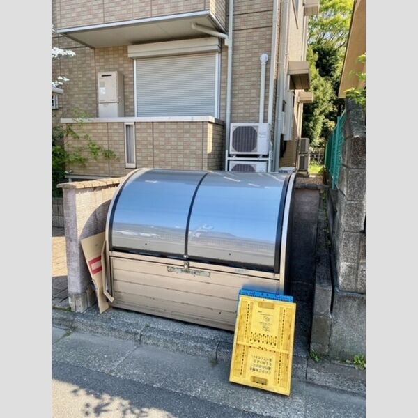 現地周辺 (ゴミ捨て場)
