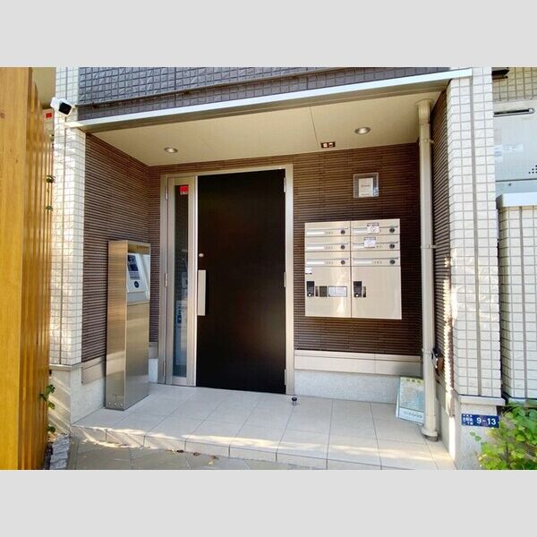 エントランス (オートロック付きエントランス)