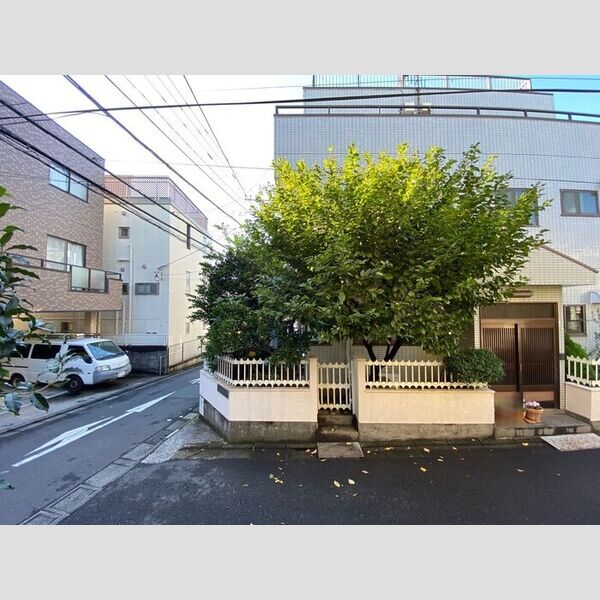 現地周辺 (101号室 テラスからの眺望)