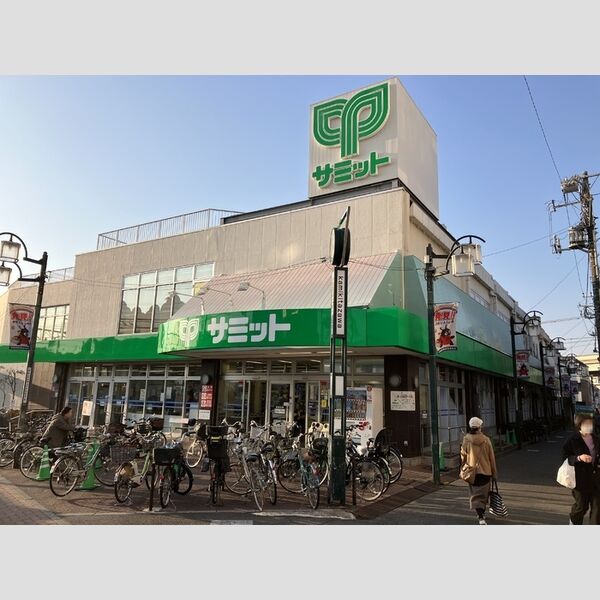 現地周辺 (サミット上北沢店)