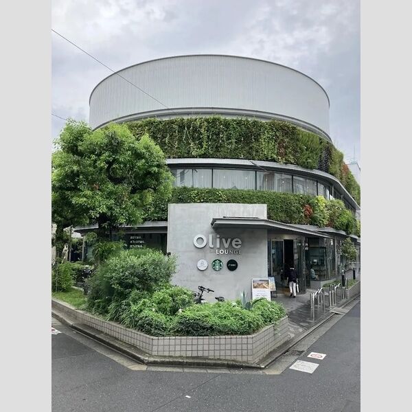 現地周辺 (三井住友銀行Olive LOUNGE下高井戸店)