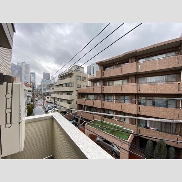 その他 (302号室　お部屋からの眺望)