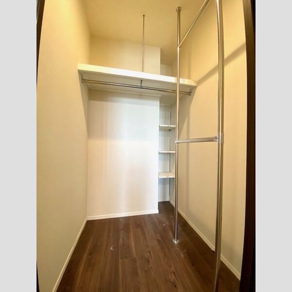 収納 (2020号室ウォークインクローゼット)