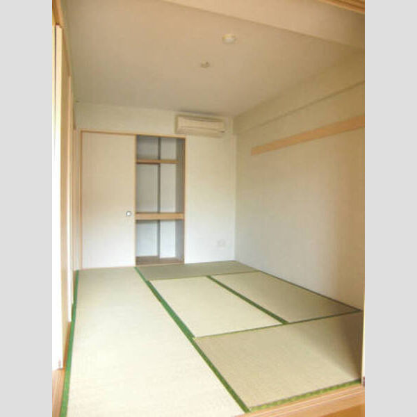 その他 (壱番館102号室和室)