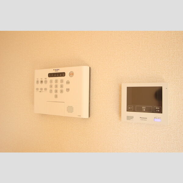 その他設備 (D302号室　セキュリティ)