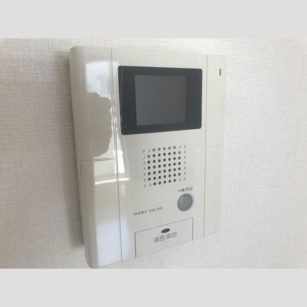 その他 (E101号室　インターホン)
