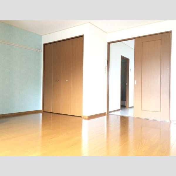 その他 (B102号室　洋室、DK)