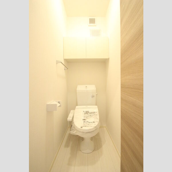 トイレ (コンティニュエ　103号室　トイレ)