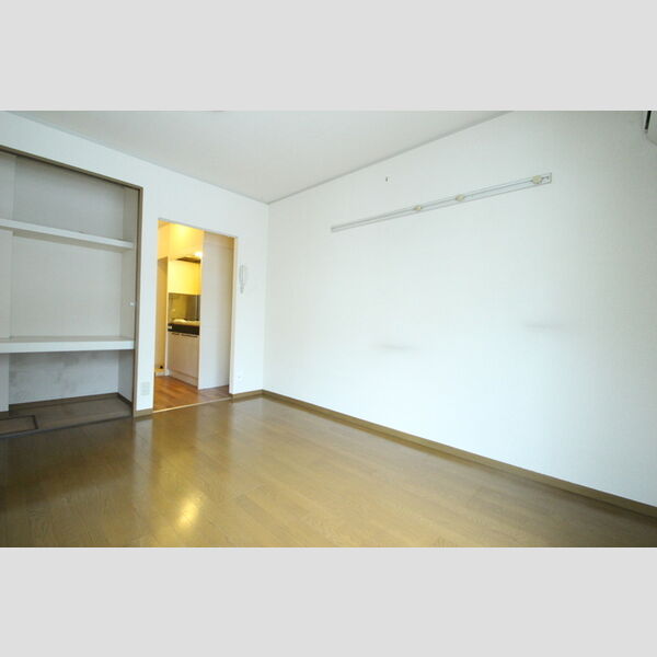 居室・リビング (101号室　洋室)