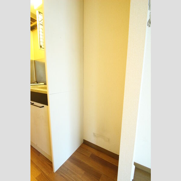 キッチン (101号室　冷蔵庫スペース)