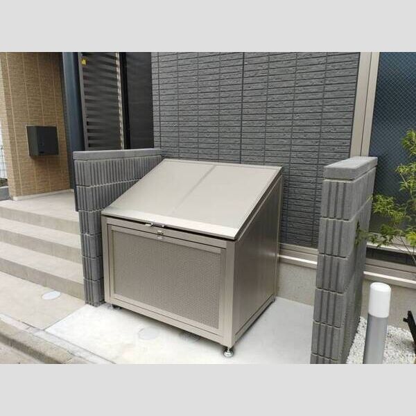 その他 (敷地内ゴミ集積所)