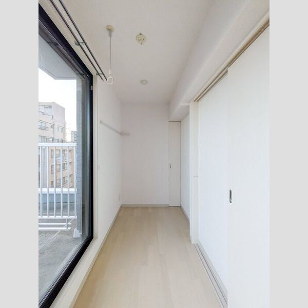 居室・リビング (501号室　洋室)