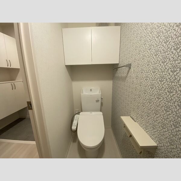 トイレ (305号室　トイレ)