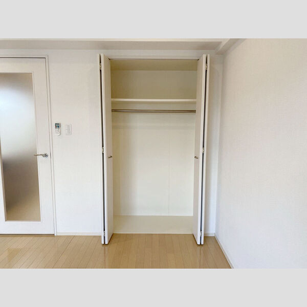収納 (303号室 CL)