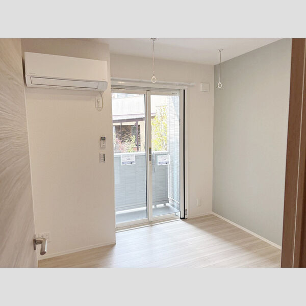 その他 (102号室　洋室)