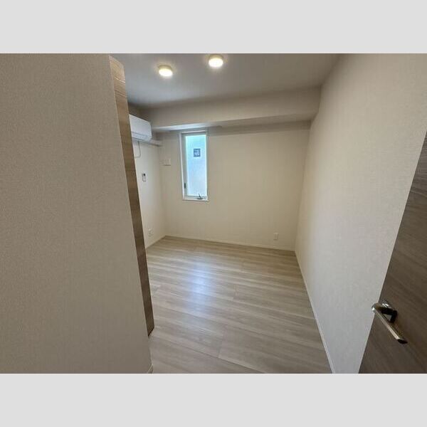 居室・リビング (201号室　洋室4・6帖)