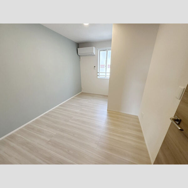 居室・リビング (201号室　洋室5・3帖)