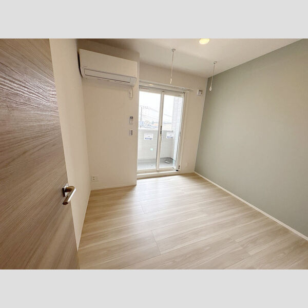 居室・リビング (302号室　洋室4・6帖)