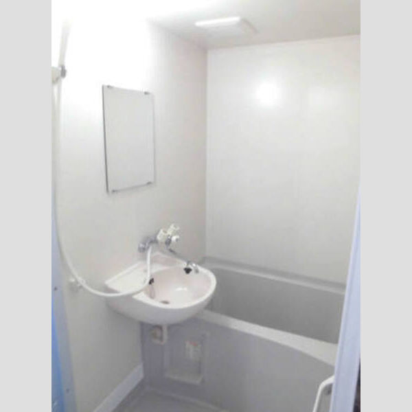 バス (201号室　浴室)