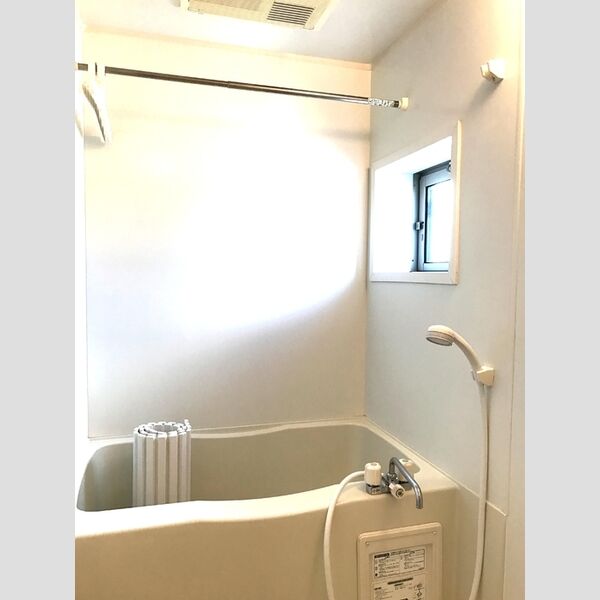 バス (303号室　浴室)