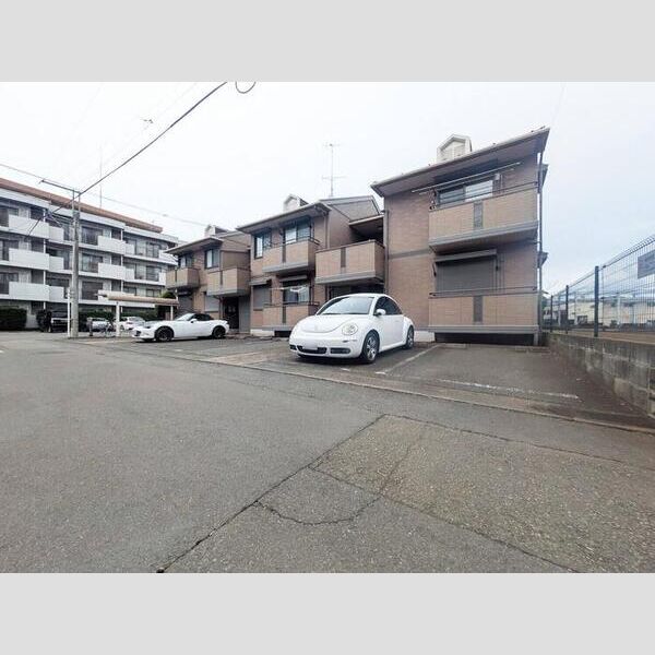 駐車場 (駐車場)