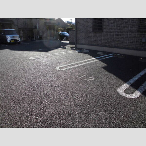 駐車場 (駐車場(11・12))