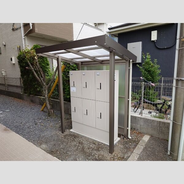 現地周辺 (宅配ボックス)